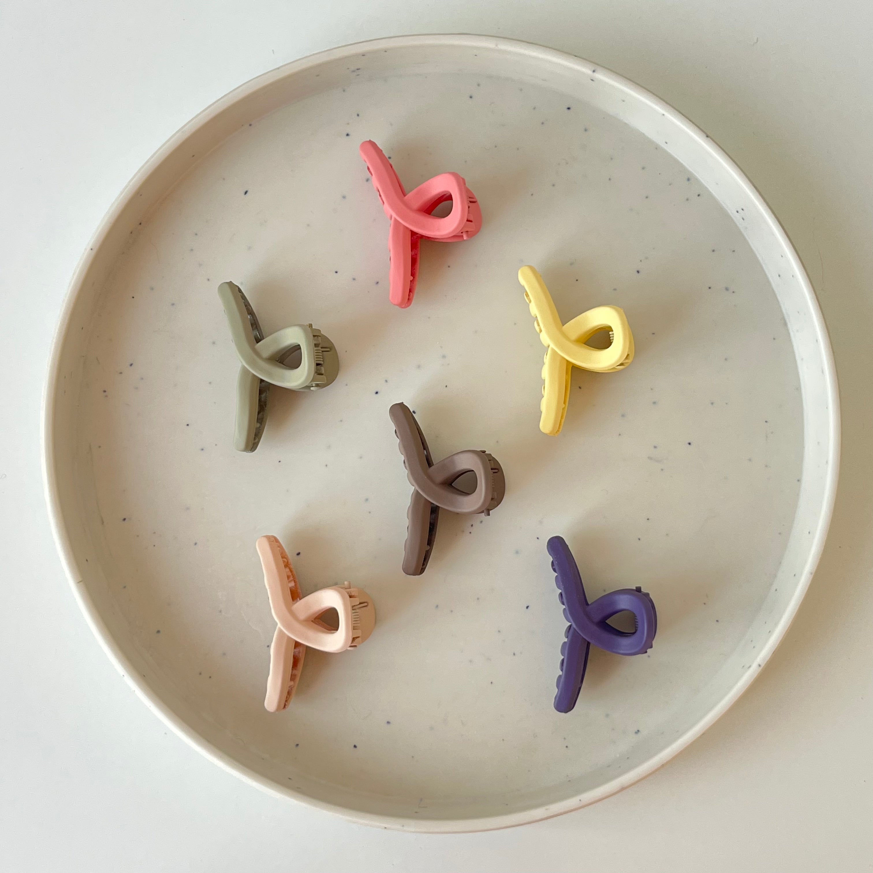 Matte Twist – Small Hair Claw (Vault Set of 12)